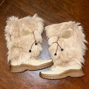 ❄️Like New Puja Fur winter Boots ❄️